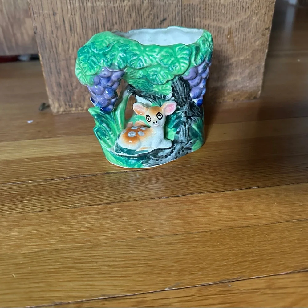 Vintage Kitschy Eyeliner Deer Ceramic Planter